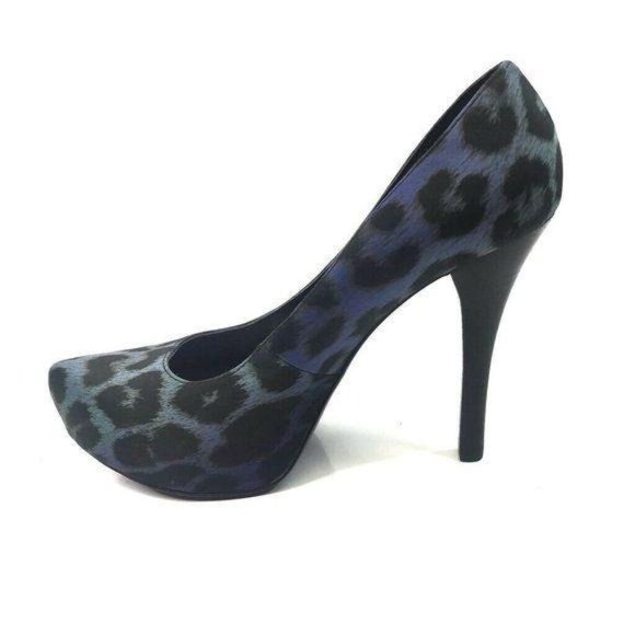 Carlos Santana Privilege Cheetah Pumps Heels - Picture 8 of 11